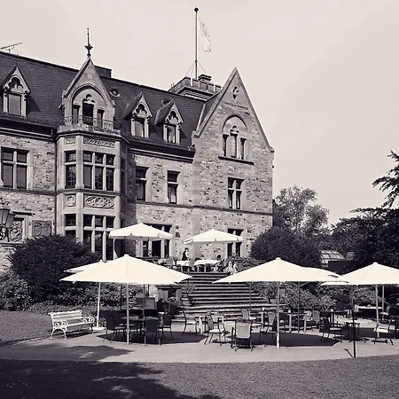 Hotel Romantik Schloss Rettershof 4*